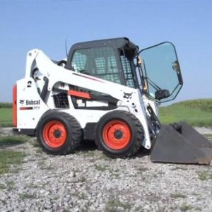 Bobcat_Skid-Steer_Loaders_-_S550_3