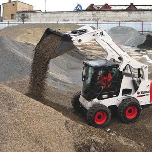 Bobcat_Skid-Steer_Loaders_-_S650_1