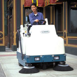 6200 Compact Rider Sweeper