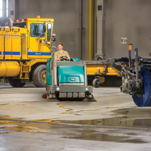 M17 Battery-Powered Rider Sweeper-Scrubber