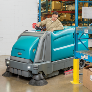 M17 Battery-Powered Rider Sweeper-Scrubber