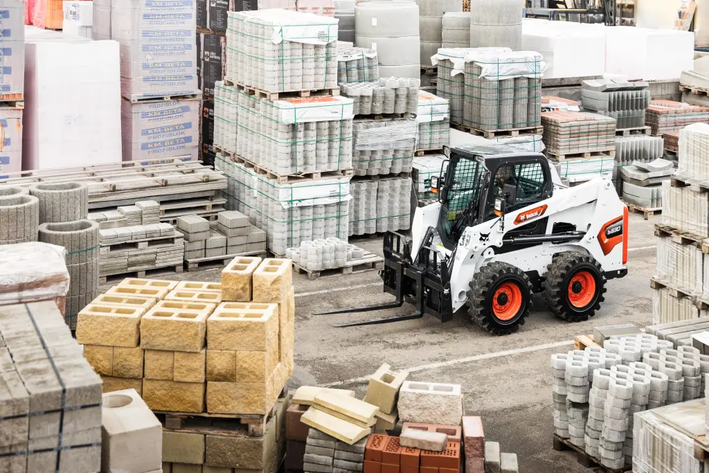 Bobcat equipment – view 2