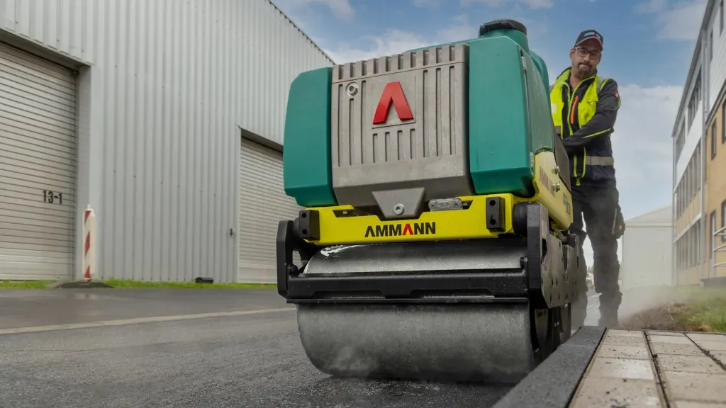 Ammann equipment – view 3
