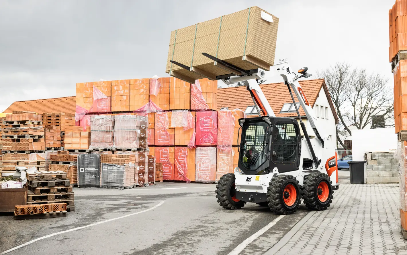 Bobcat S630: Durable Construction