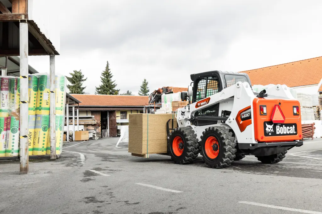 Bobcat S630 – Skid-Steer Loaders