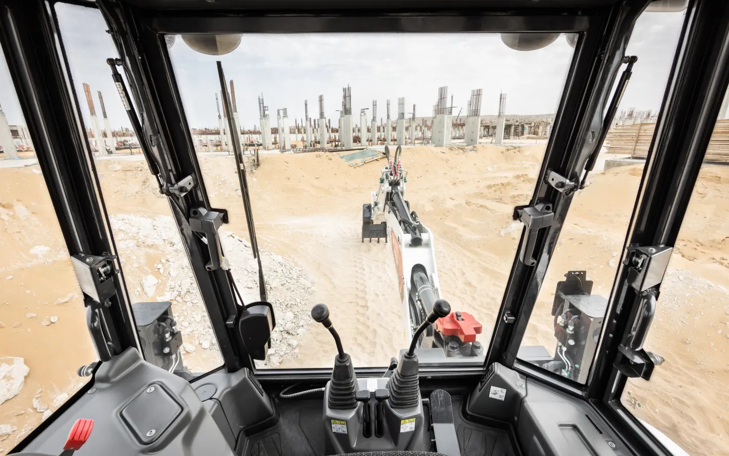 Bobcat B730: Superior Visibility