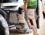 Bobcat B730: Comfortable Cab Access