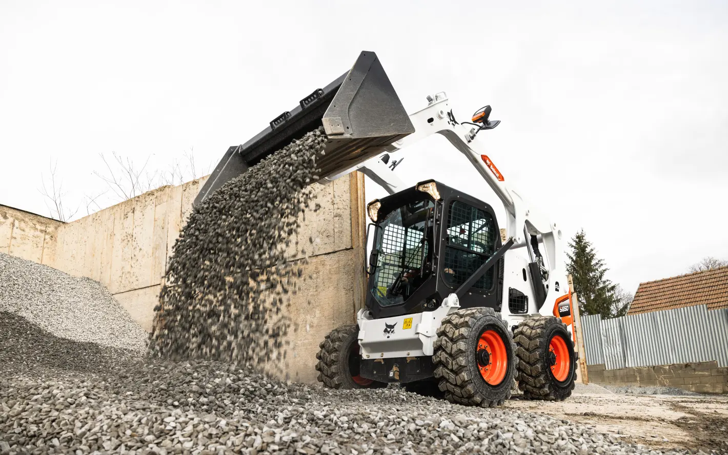 Bobcat S650: High Tipping Load