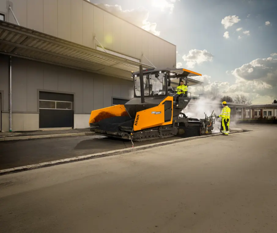 Ammann ABG 6820: Total Paver Control