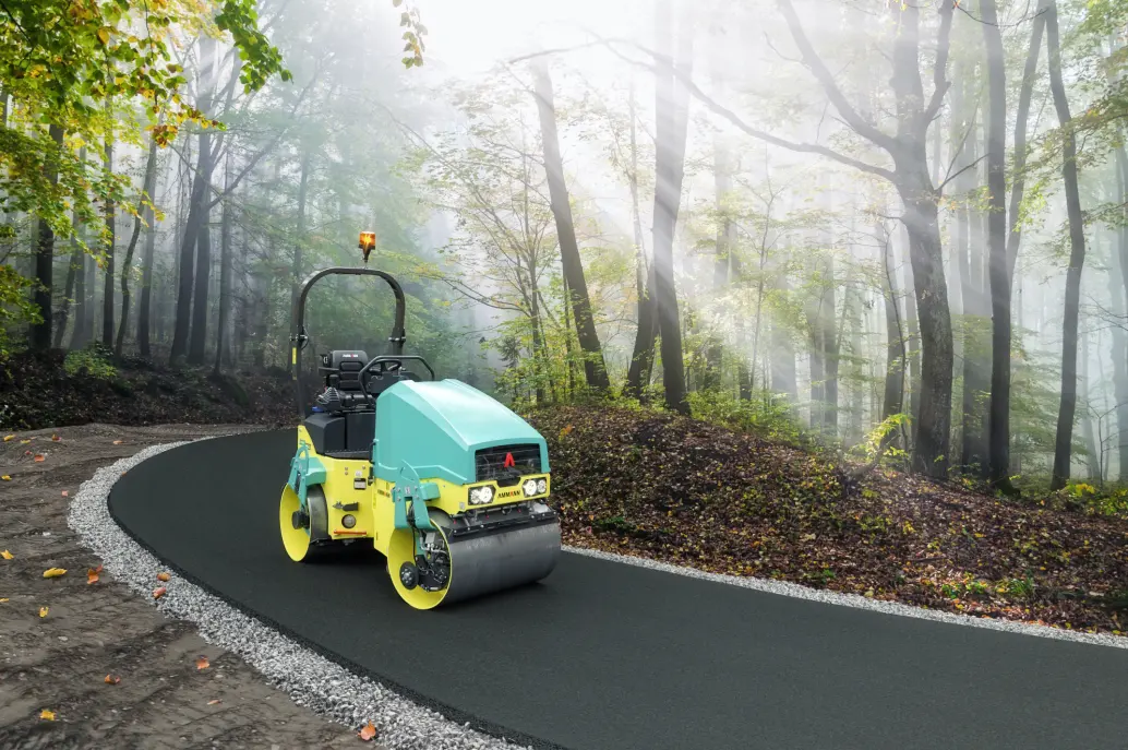 Ammann ARX 26-2 with vibratory roller – view 2