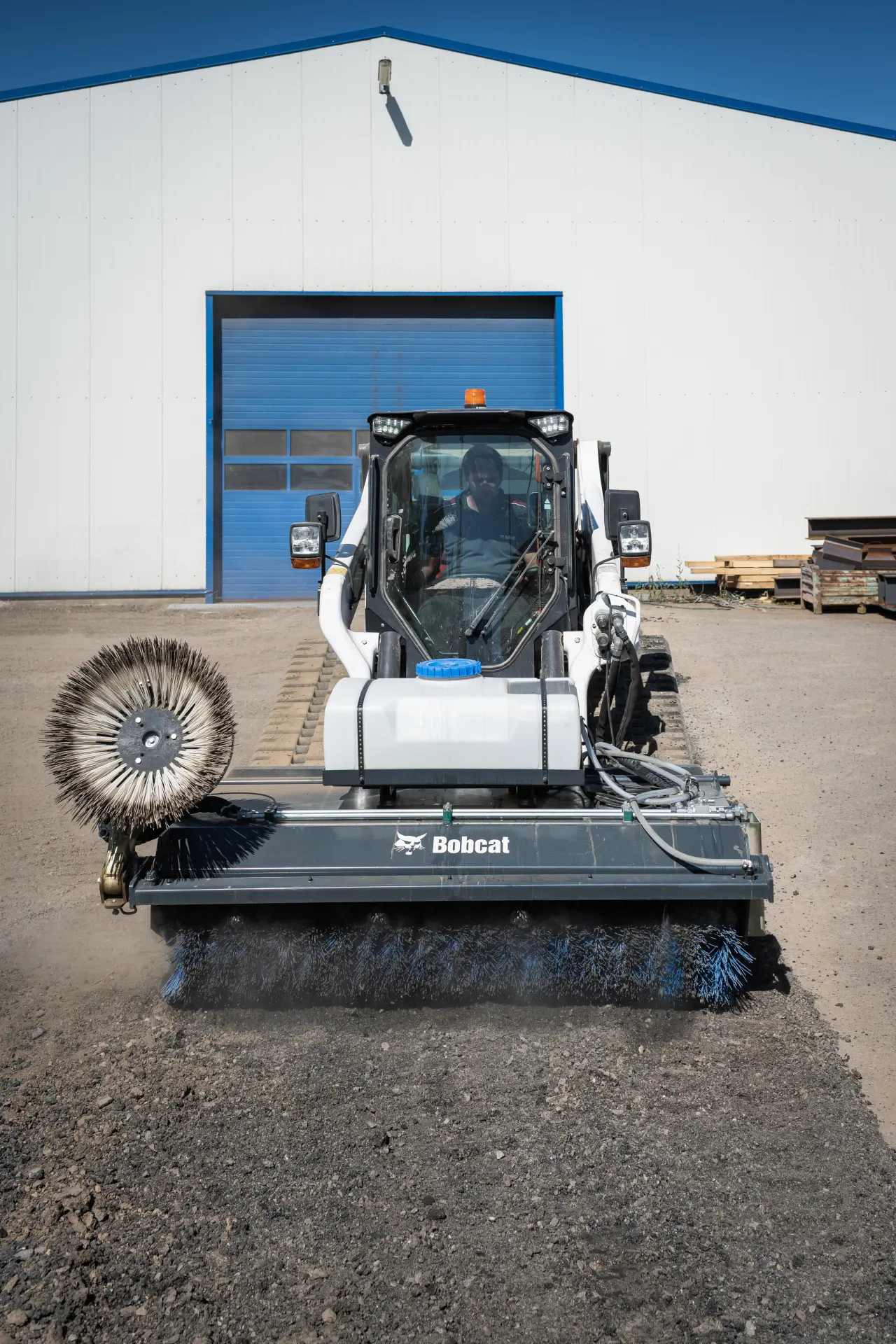 Bobcat T86: Improved Visibility