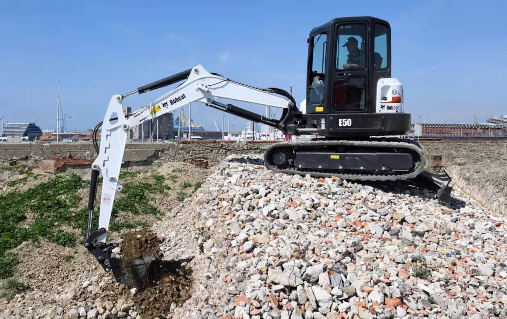Bobcat E50: Machine IQ Telematics