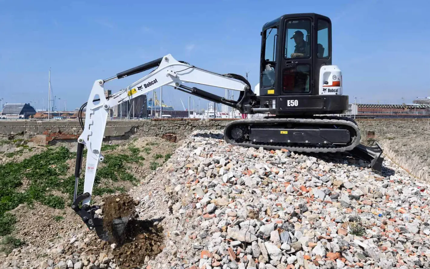 Bobcat E50: Machine IQ Telematics