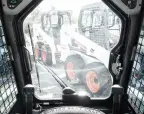Bobcat S100 – cab interior