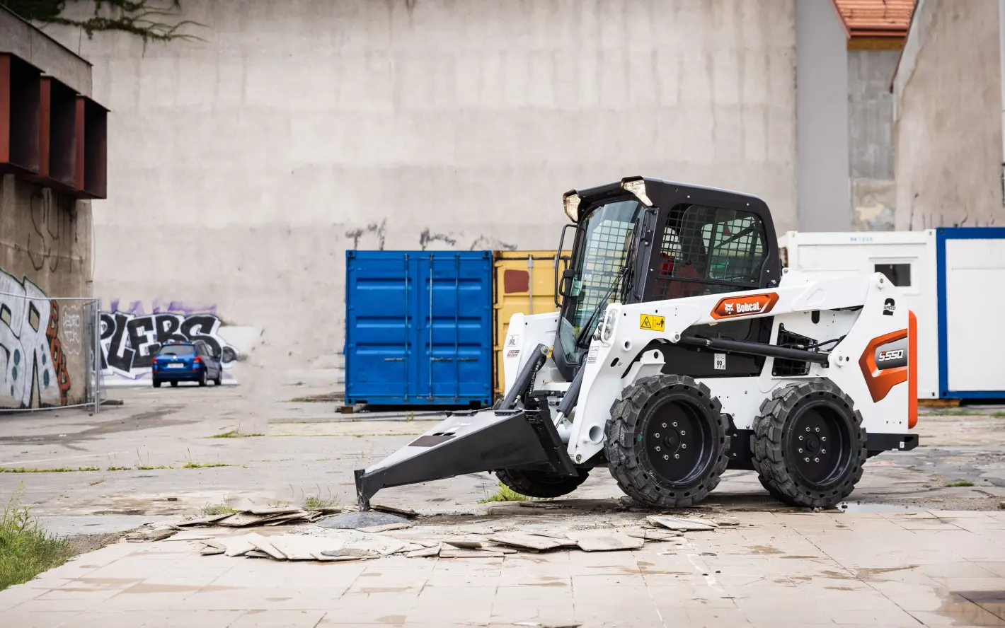 Bobcat S550: Durable Design