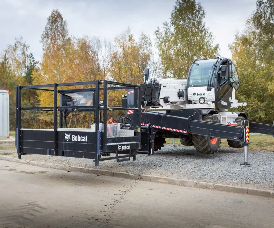 Bobcat Man Platform – view 2