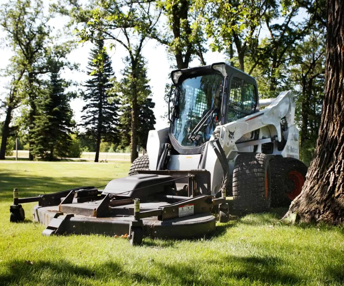 Bobcat Mower: Rear Discharge System