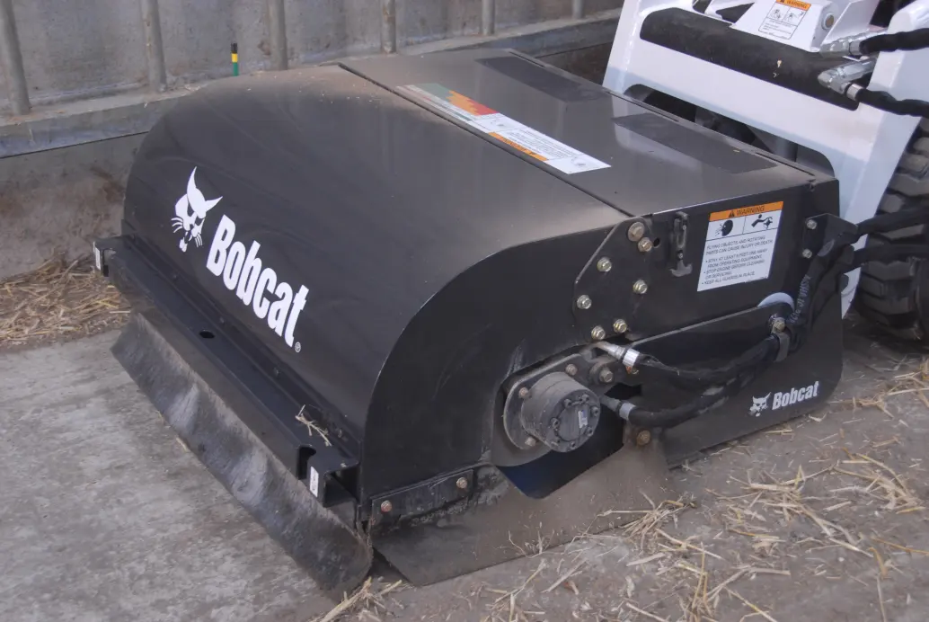 Bobcat S70: Versatile Attachments