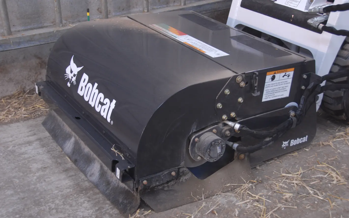 Bobcat S70: Versatile Attachments