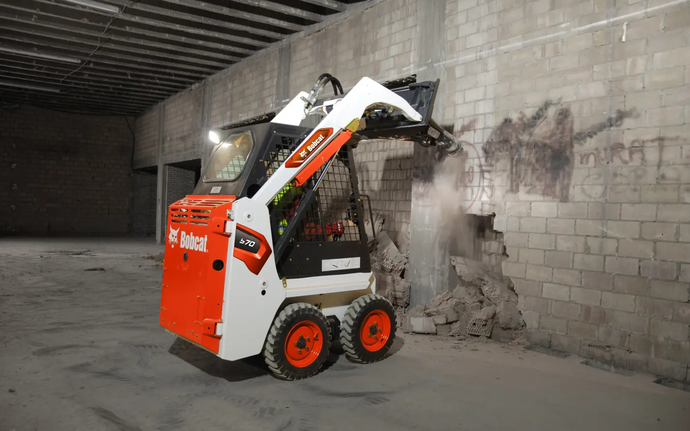 Bobcat S70: Durable Construction