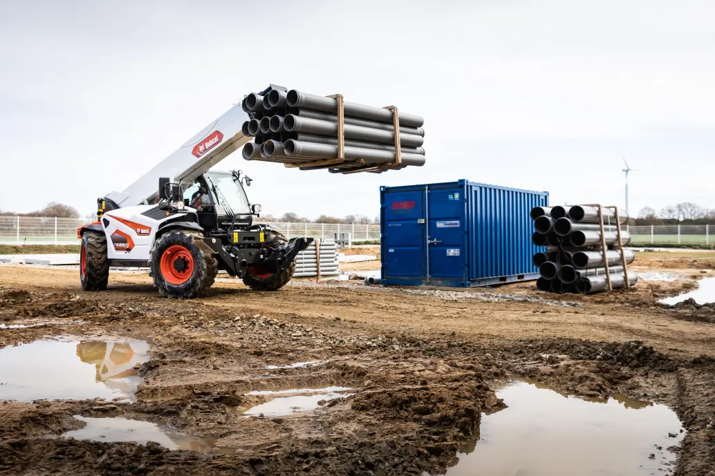 Bobcat T40.180 SLP: Advanced Hydrostatic Transmission