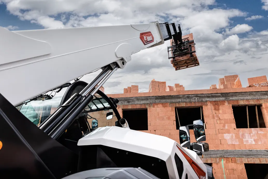 Bobcat T40.180 SLP: Optimized Hydraulic System