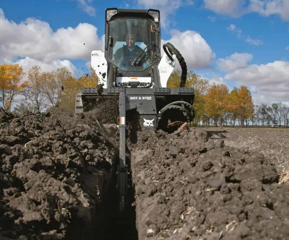 Bobcat Trencher: Bob-Tach Mounting System