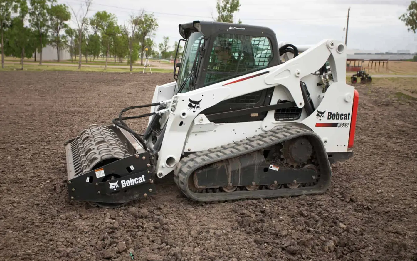 Bobcat Vibratory Roller: Free Drum Oscillation