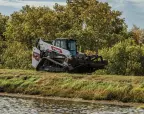 Bobcat T86 with grapple