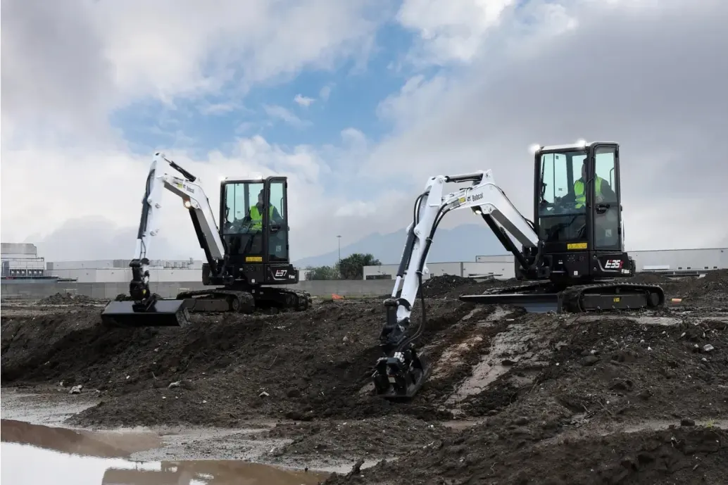 Bobcat E37: Advanced Hydraulic System