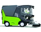 Green Machines GM500Ze with sweeper – view 3