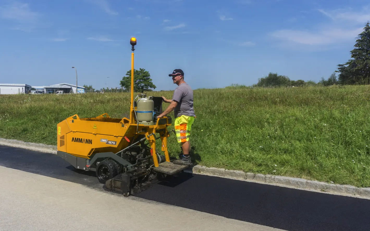 Ammann ABG 1570: Tight Squeeze