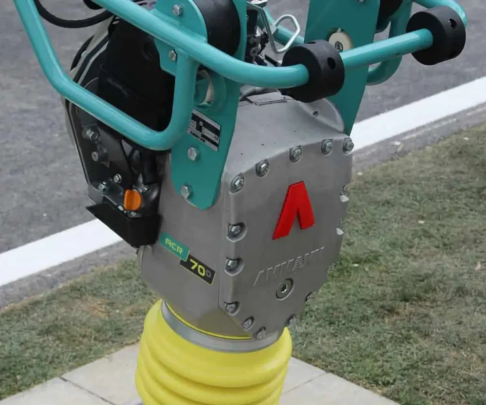 Ammann ACR 70: Versatile Shoe Options