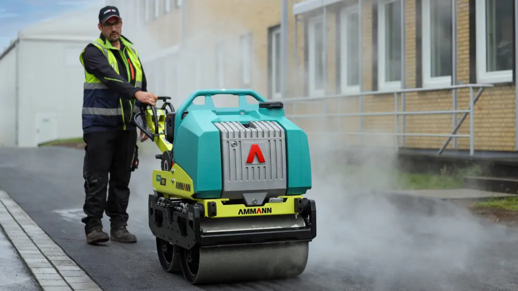 Ammann ARW 65: Hydraulic Drive System