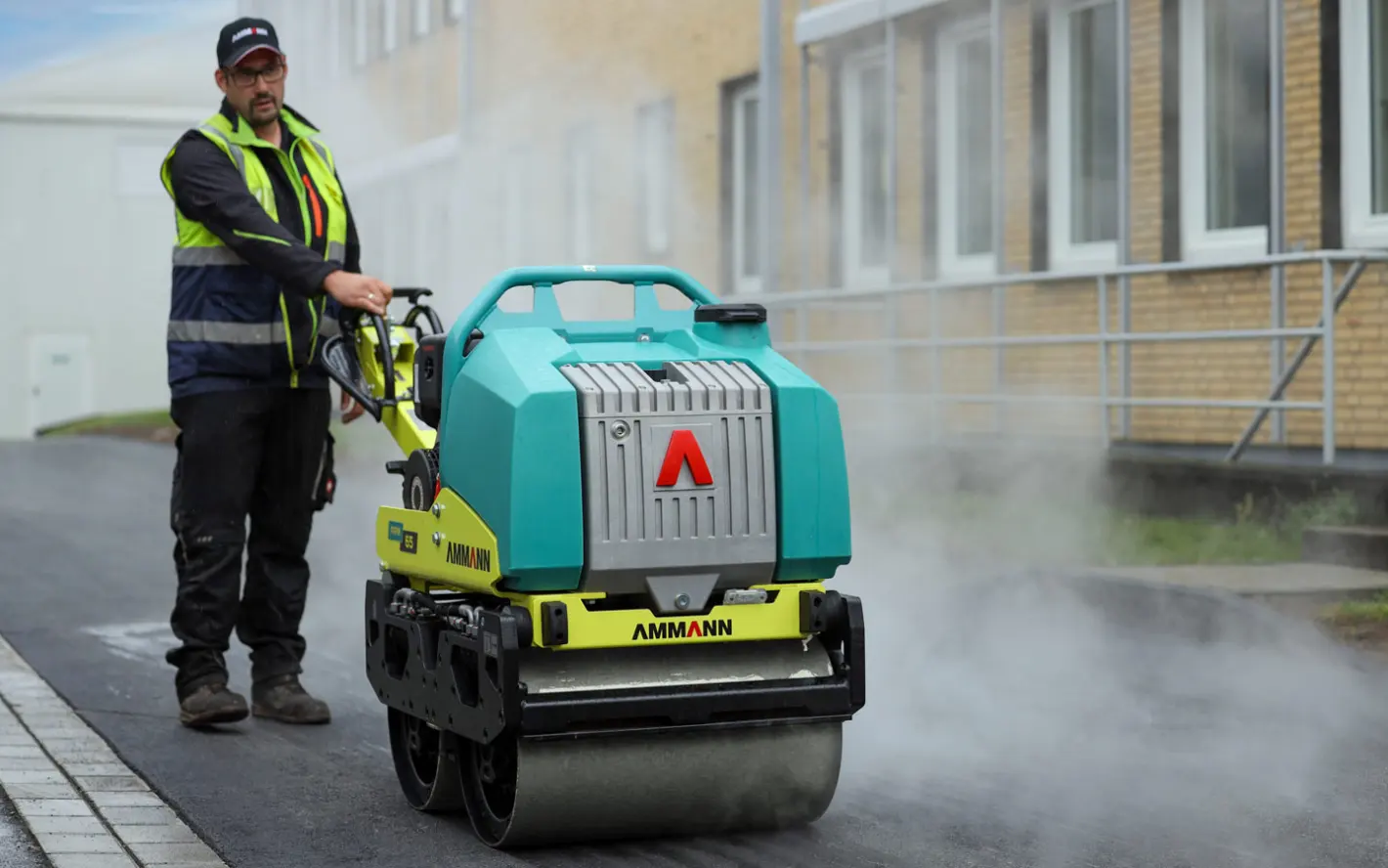 Ammann ARW 65: Hydraulic Drive System