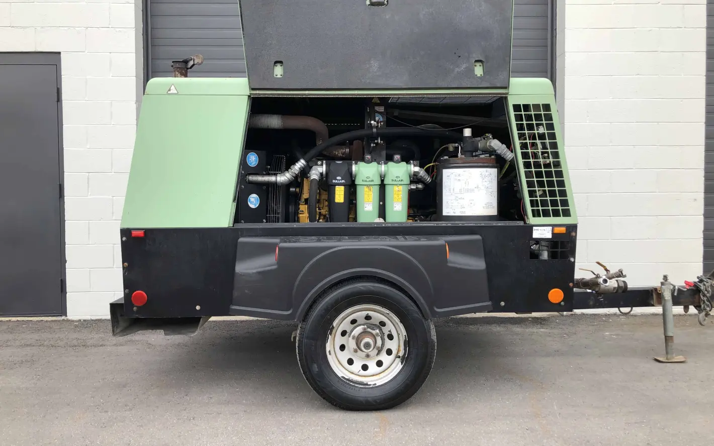 Sullair 425 H: Dual Fuel Filtration System