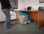 Tennant E5: Deep Clean Around Obstacles
