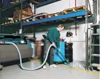Tennant 800: Versatile Cleaning Reach