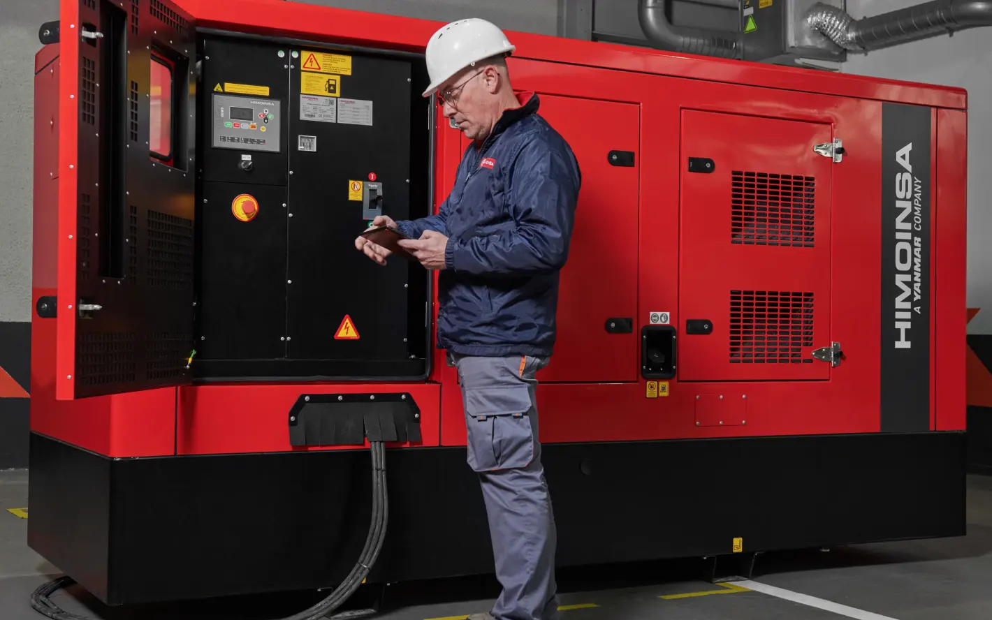 Himoinsa HI -Industrial Range: Advanced Control Systems