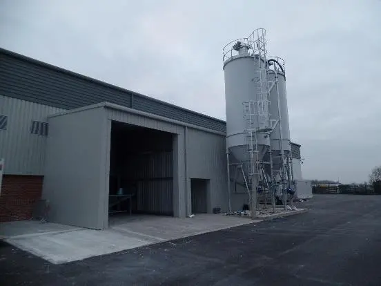 Power Sprays Custom Made Batching plant – view 5