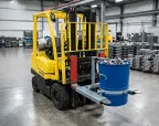 Power Sprays Fork Lift Mounted Bucket Lifter: Forklift and Crane Mounted