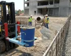 Power Sprays Fork Lift Mounted Bucket Lifter: Continuous Mixing Capability